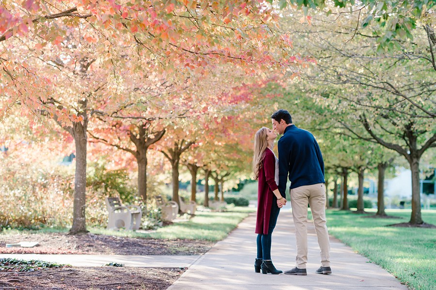 indianapolis-fall-newfields-engagement-photography-romantic-dreamy