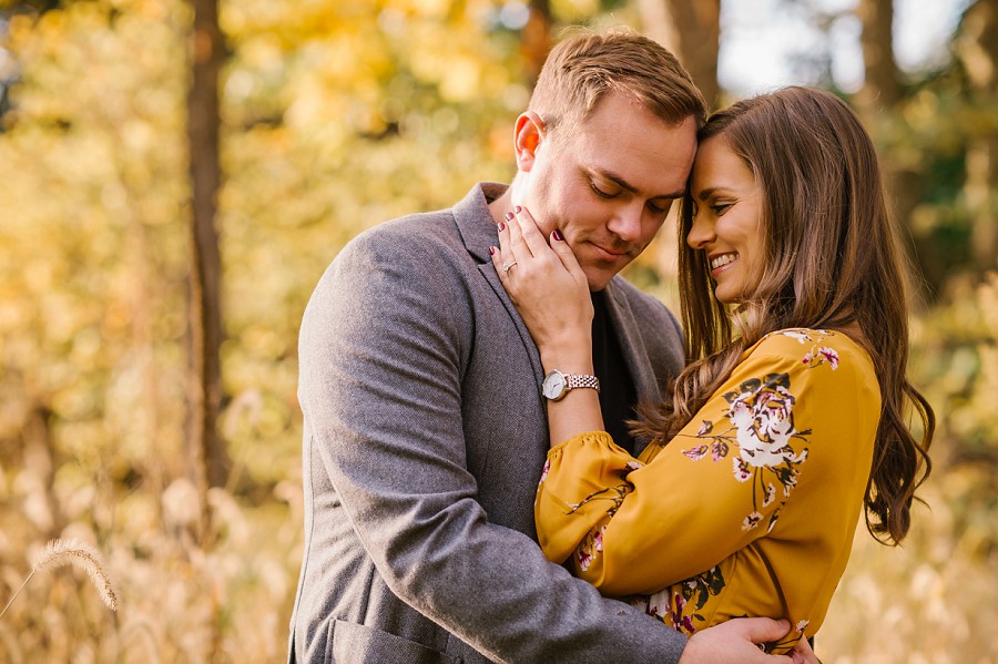 indianapolis-broad-ripple-fall-engagement-photography-holiday-park