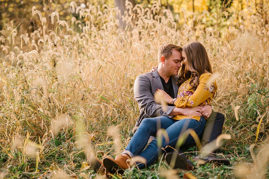 indianapolis-broad-ripple-fall-engagement-photography-holiday-park